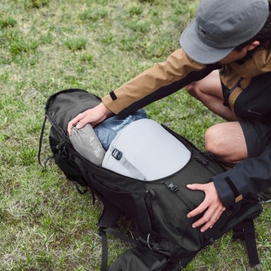 Рюкзак туристический NATUREHIKE Helium, 70L(M), 95х31х23см, черный